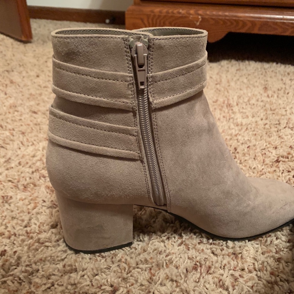 Heeled booties - Picture 4 of 4
